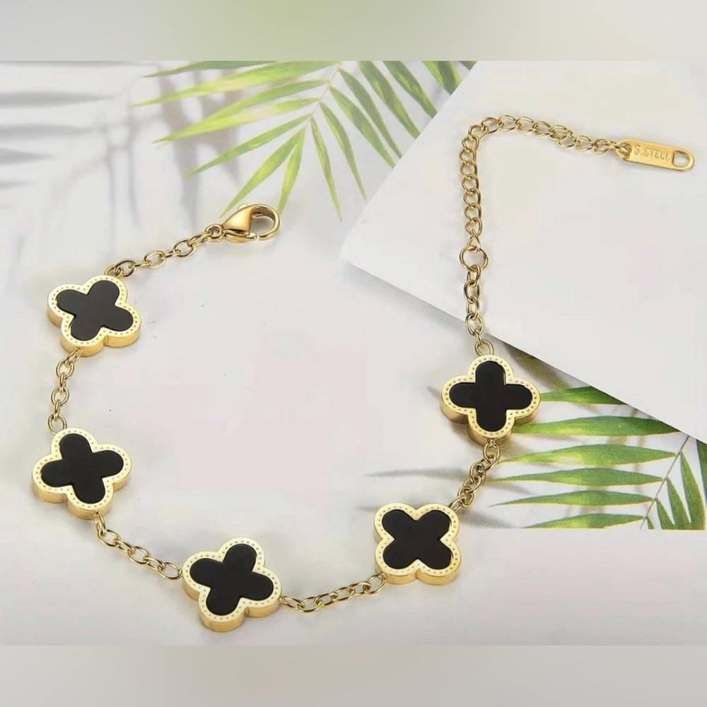 Gold Plated 5 Black Clover motifs Link Bracelet Irish Shamrock Stainless Steel